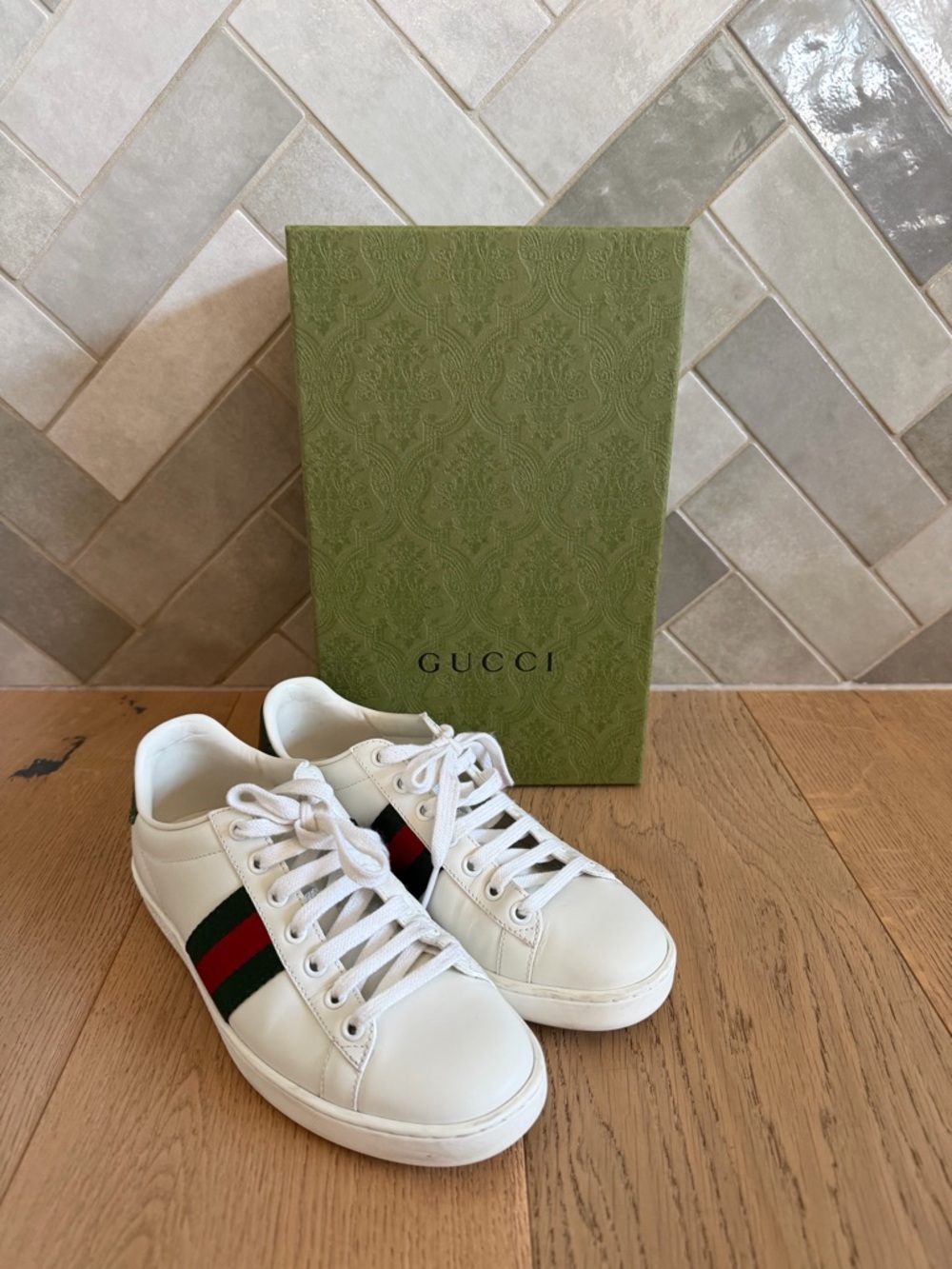 Gucci White Leather Sneaker with Green-Red Web